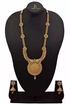 Gold necklace-sets