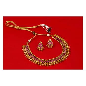 Gold necklace-sets 2