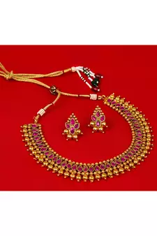 Gold necklace-sets