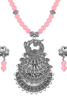 Pink necklace-sets