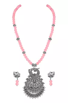 Pink necklace-sets