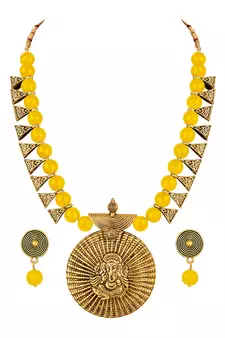 Gold necklace-sets
