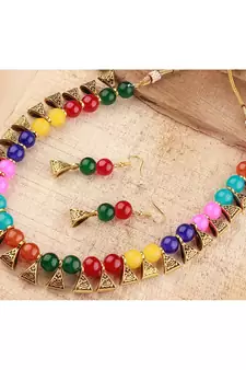 Black necklace-sets