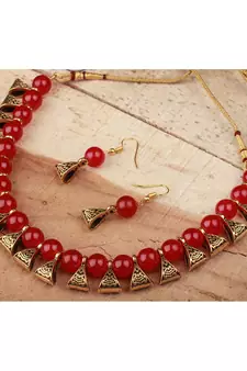 Red necklace-sets