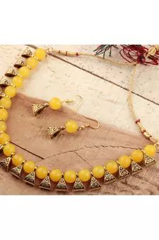 Red necklace-sets