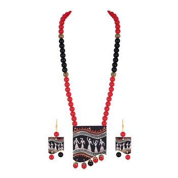 Red necklace-sets 2