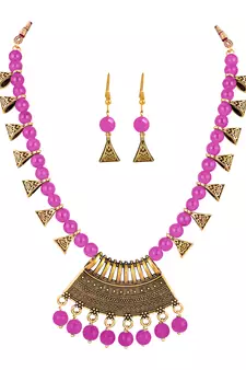 Pink necklace-sets