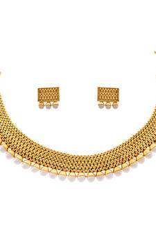 Gold necklace-sets