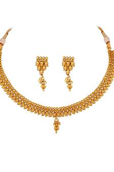 Gold necklace-sets
