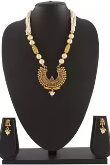 Gold necklace-sets