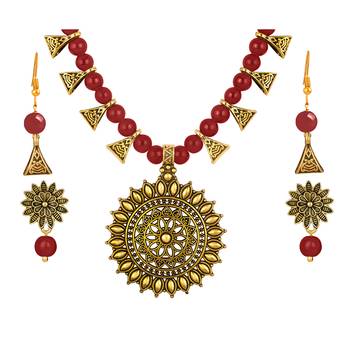 Maroon necklace-sets 1