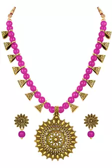 Pink necklace-sets