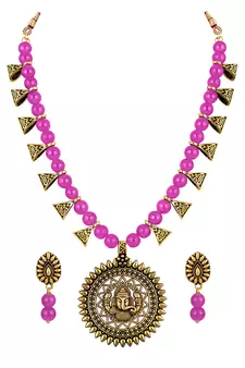 Pink necklace-sets