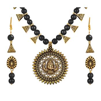 Black necklace-sets 1