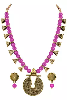 Pink necklace-sets