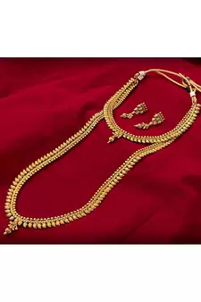 Gold necklace-sets