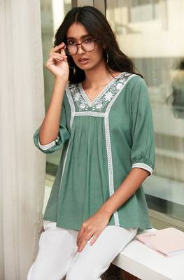 Green embroidered blended cotton cotton tops 1