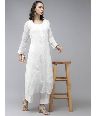 Hand Embroidered White Kota Lucknowi Chikankari Kurta With Slip 4