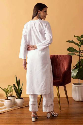 Ada Hand Embroidered White Cotton Lucknowi Chikankari Women Kurta - A100351