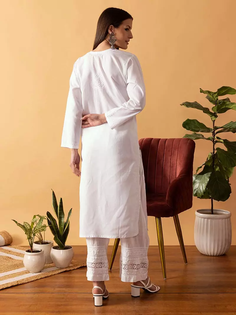 Ada Hand Embroidered White Cotton Lucknowi Chikankari Women Kurta - A100351