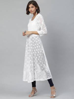 Ada Hand Embroidered White Kota Lucknowi Chikan Women Kurta - A411120 3