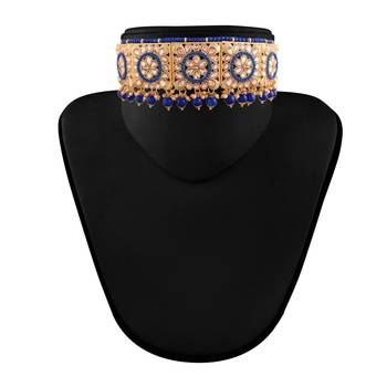 Blue beaded_jewellery Yellow Gold Alloy   Necklace   with Pair of Earring   Maang Tikka 2