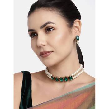 Green beaded_jewellery Yellow Gold Alloy   Necklace   with Pair of Earring 1