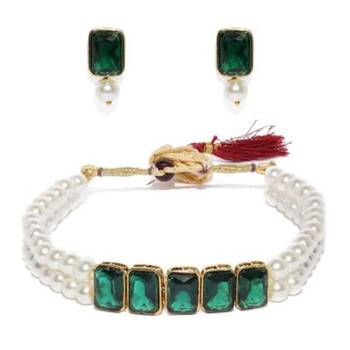 Green beaded_jewellery Yellow Gold Alloy   Necklace   with Pair of Earring 2