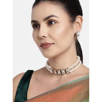 White beaded_jewellery Yellow Gold Alloy   Necklace   with Pair of Earring 2