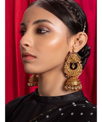 Beautiful Gold  Red and Green Jhumka Earrings 1