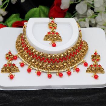 Red necklace-sets 2