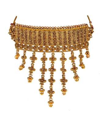 Gold gold plated Yellow Gold Alloy   Necklace   Pair Earring   Maangtika 2