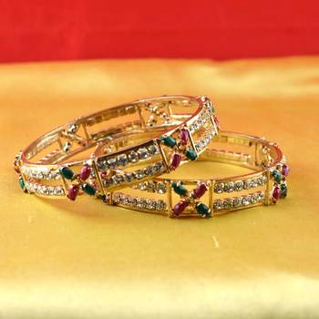 gold platted bangles size-2.6 1
