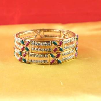 gold platted bangles size-2.6 2