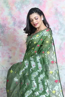 Green Woven Blended Cotton Saree Without Blouse