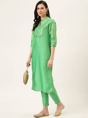 Green Gold Print Kurta With Pant 4