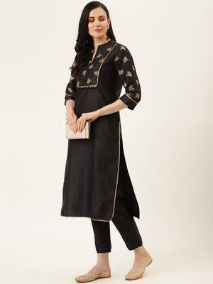 Black Gold Print Kurta With Pant 4