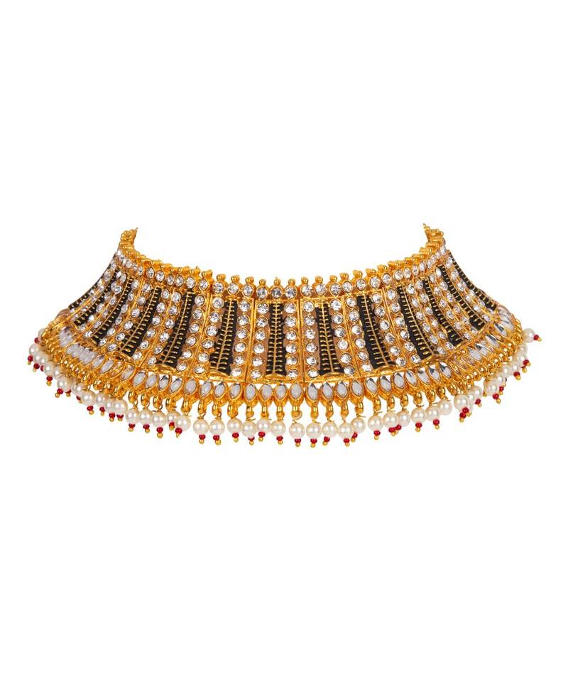 Black gold plated Yellow Gold Alloy   Necklace   Pair Earring   Maangtika