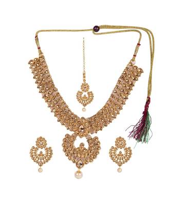 Gold gold plated Yellow Gold Alloy   Necklace   Pair Earring   Maangtika 3
