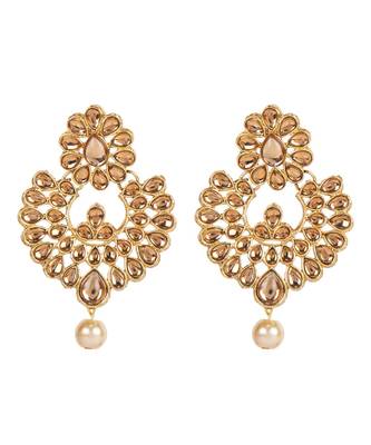 Gold gold plated Yellow Gold Alloy   Necklace   Pair Earring   Maangtika 5