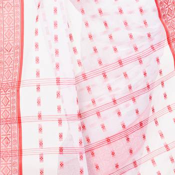 White hand woven cotton saree  4