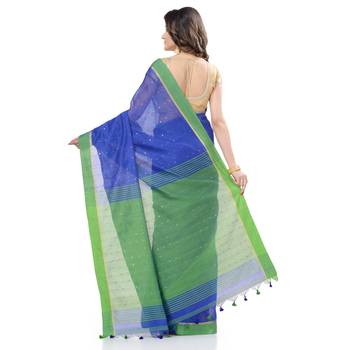   dark blue hand woven cotton saree with blouse 5
