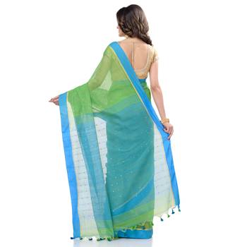 Green hand woven cotton saree with blouse 5