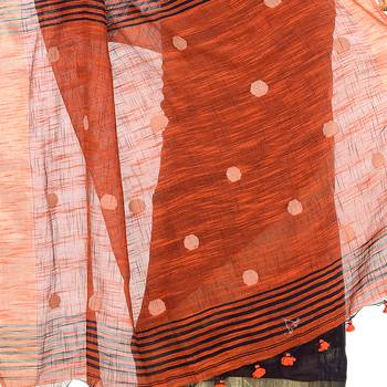 Black hand woven cotton saree with blouse 4