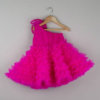 Dress with gathers  2
