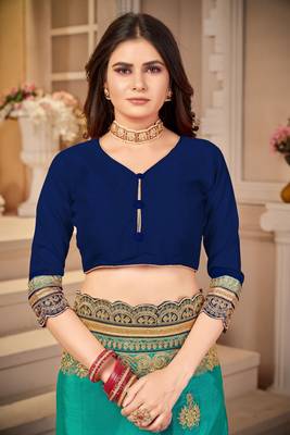 Blue Embroidered Chiffon Saree With Blouse 4