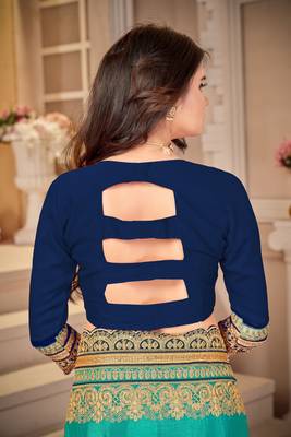 Blue Embroidered Chiffon Saree With Blouse 5