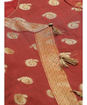 Maroon Banarasi Kurta Set with Zari meenakari Mughal Inspired weaving and Handloom dupatta 4