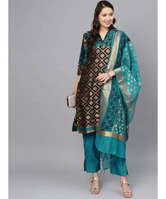 green Made-to-Measure Benarasi Kurta Set with Banarasi Handloom Dupatta and Pants 1