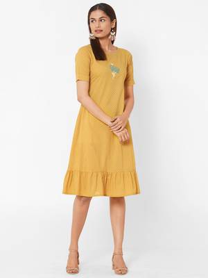 Yellow printed cotton long-dresses 4